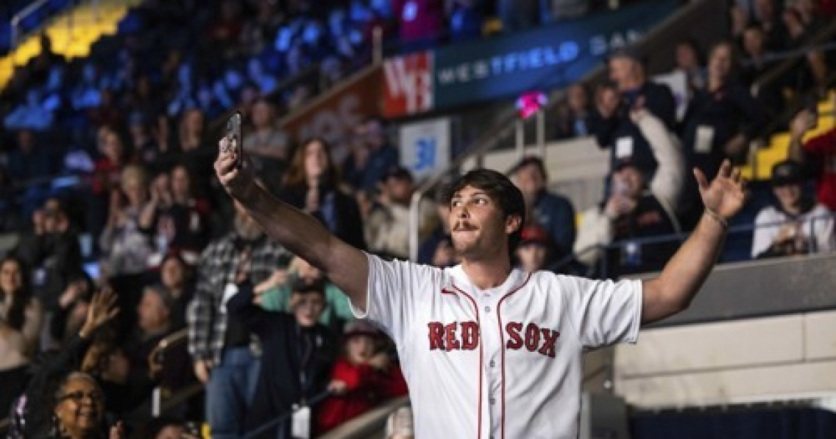 Red Sox Winter Weekend Baseball