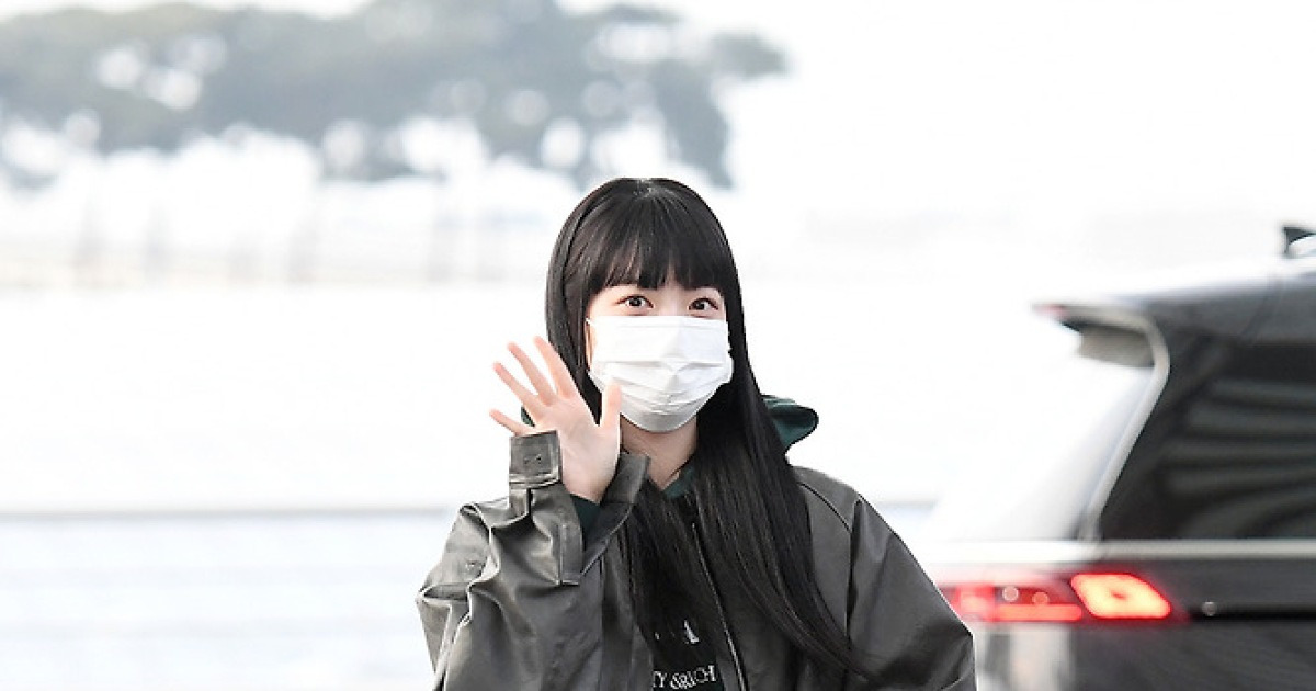 르세라핌 홍은채 ‘나홀로 런웨이하는 만채’[포토엔HD]