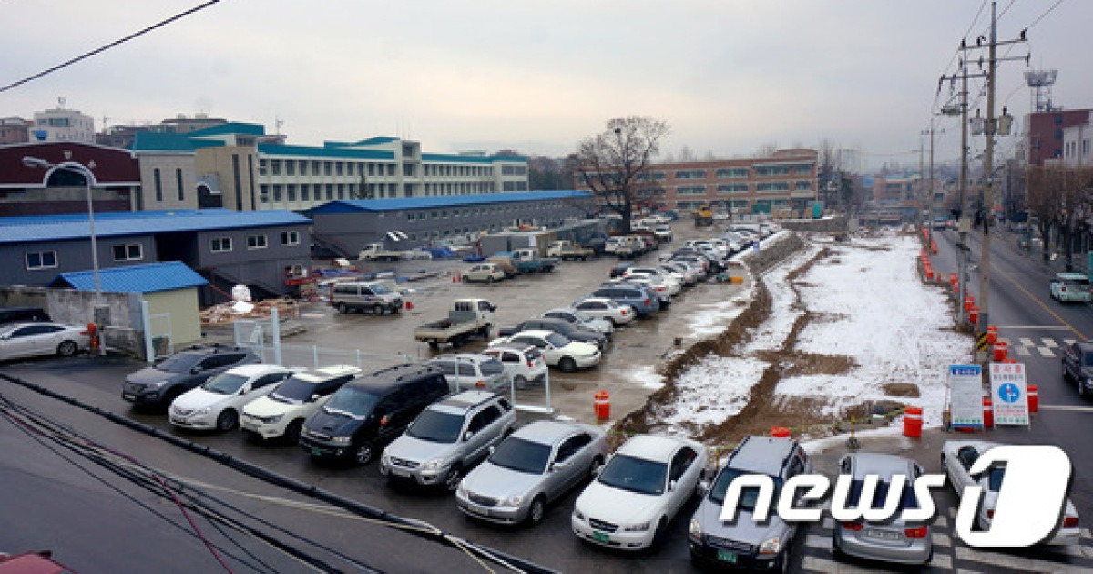 기형적 오거리 옛 춘천여고 교차로 시설개선 했더니