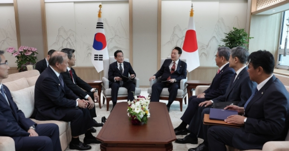 기시다 “후쿠시마 오염수 韓 시찰단 허가”…한일 공동 검증은 ‘부정’