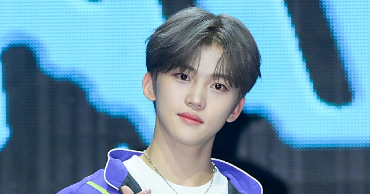루네이트 도현, 깜찍 하트 [SE★포토]