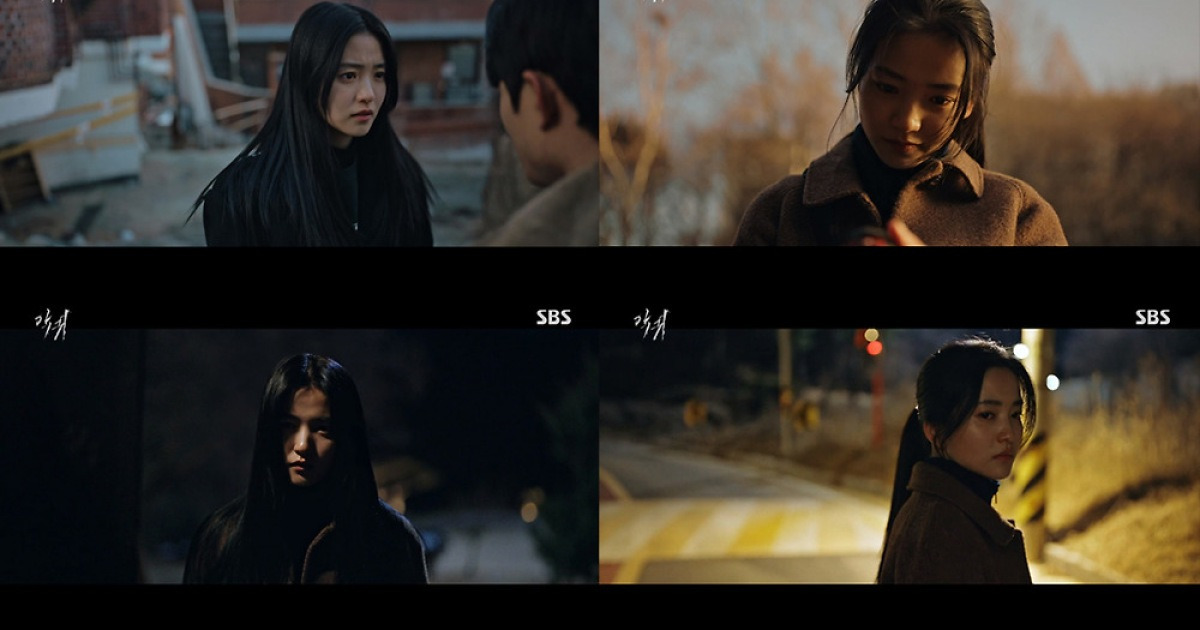 '악귀' 김태리, 의문의 죽음 속 두려움..결국 악귀와 마주쳤다