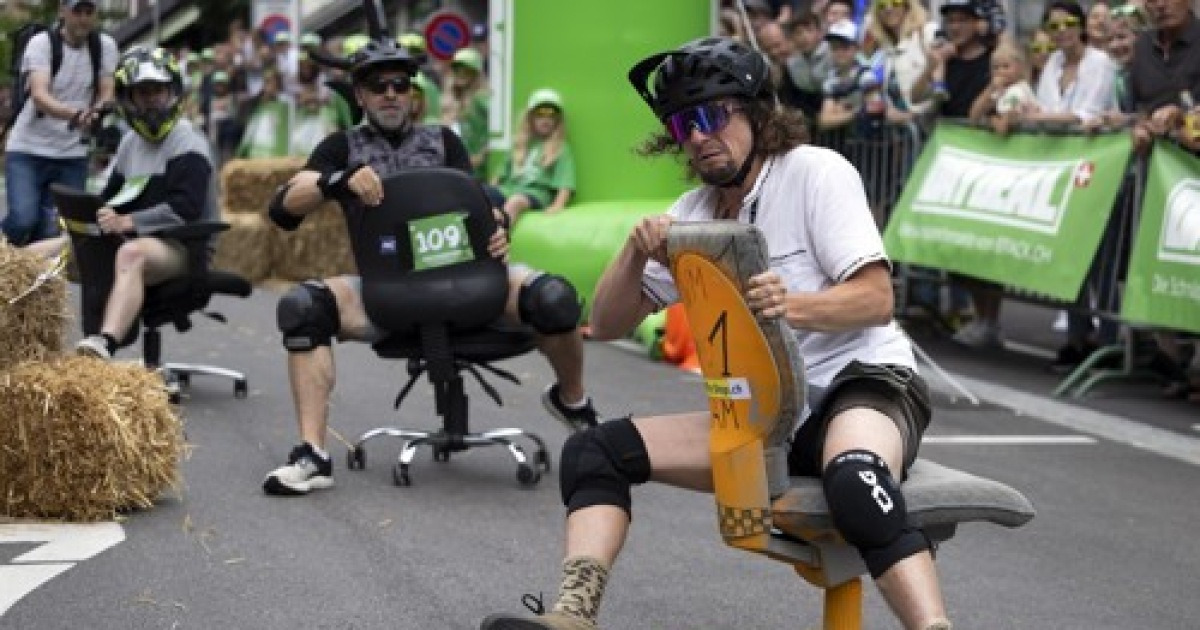 SWITZERLAND OFFICE CHAIR RACE