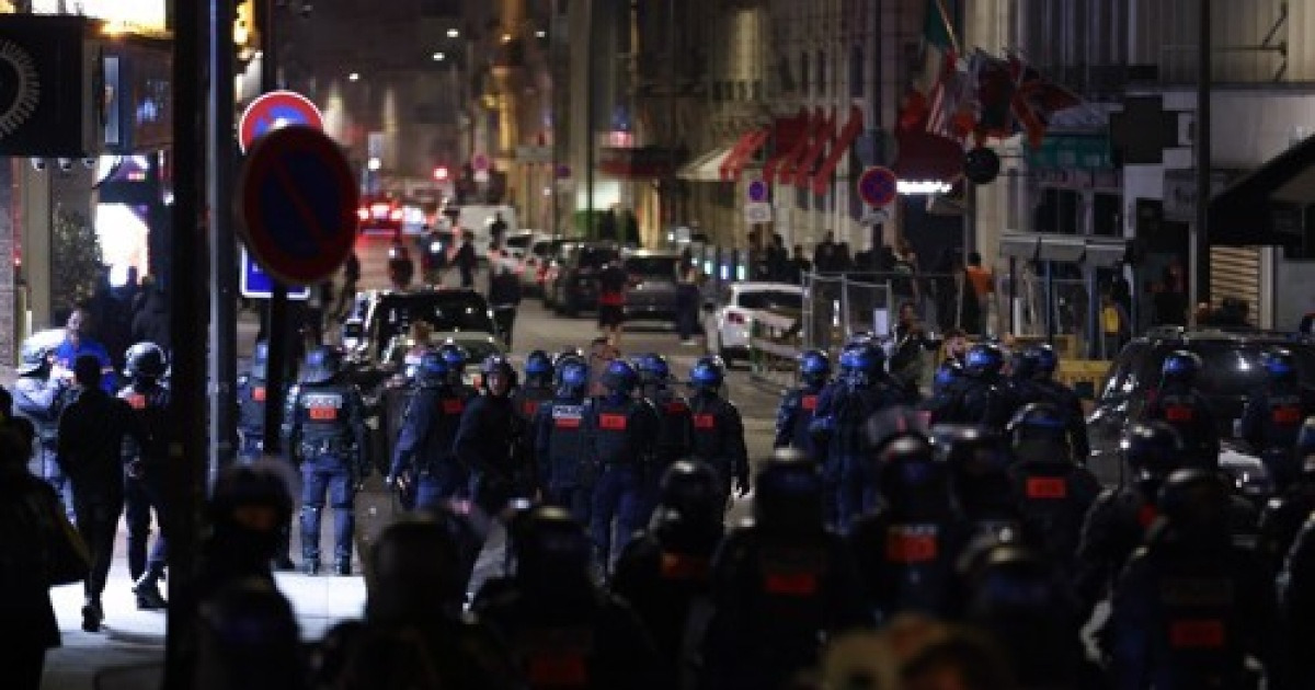 FRANCE RIOTS PARIS
