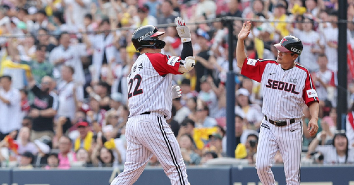 Baseball: LG Twins vs. SSG Landers