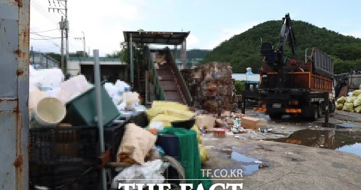 재활용센터 50대 업주, 파지 압축기에 끼어 숨져