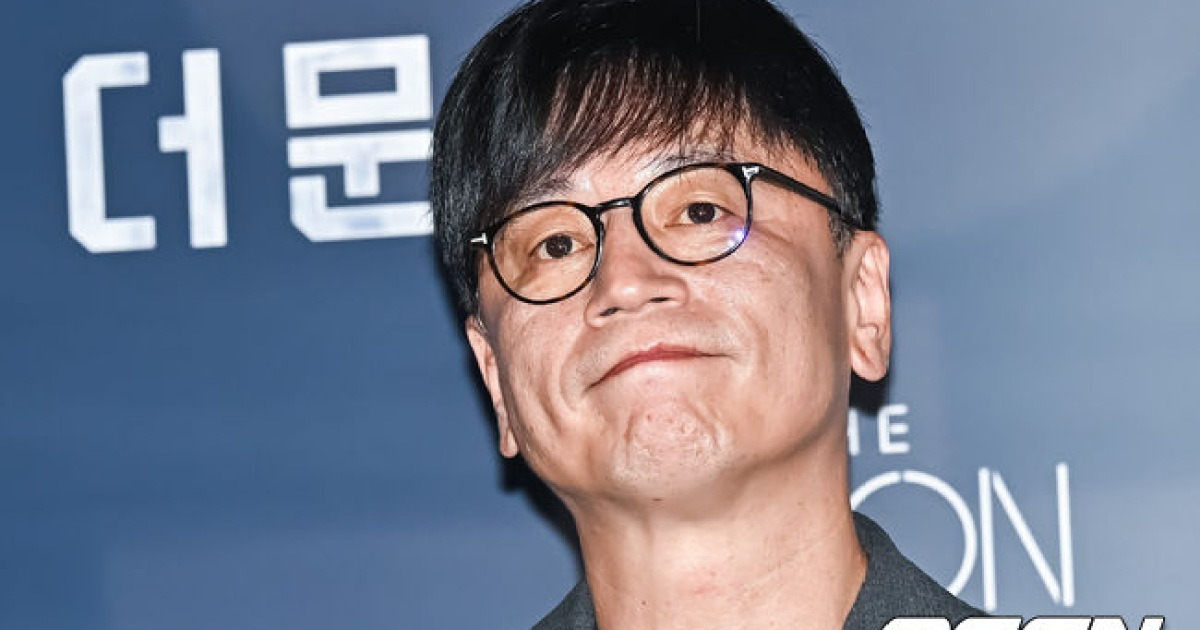 생각에 잠긴 영화 '더문' 김용화 감독 [사진]