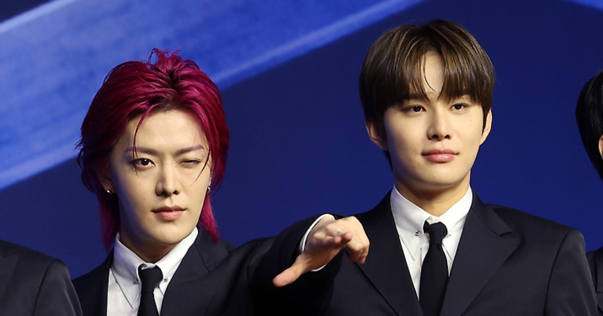 NCT 127 유타·정우, 팬심 녹이는 눈빛