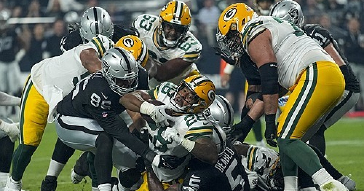 Packers Raiders Football