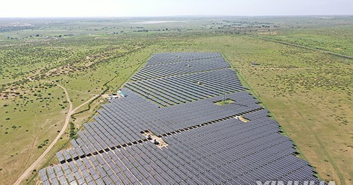 Best Wind Generator Kits for RVs: Reliable Off-Grid Power on the Road - Wind-Solar-Powered-Homes-In-Mountains