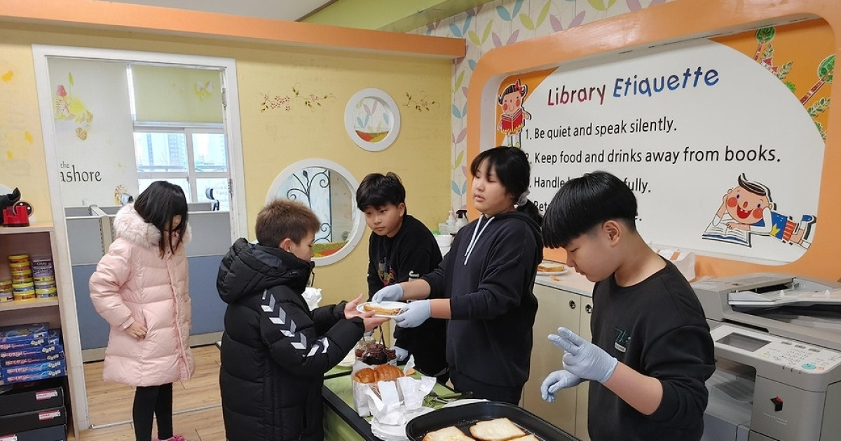친구들아 아침 먹고 공부하자…초등생들 운영 교내매점 인기 - 조작 갤러리
