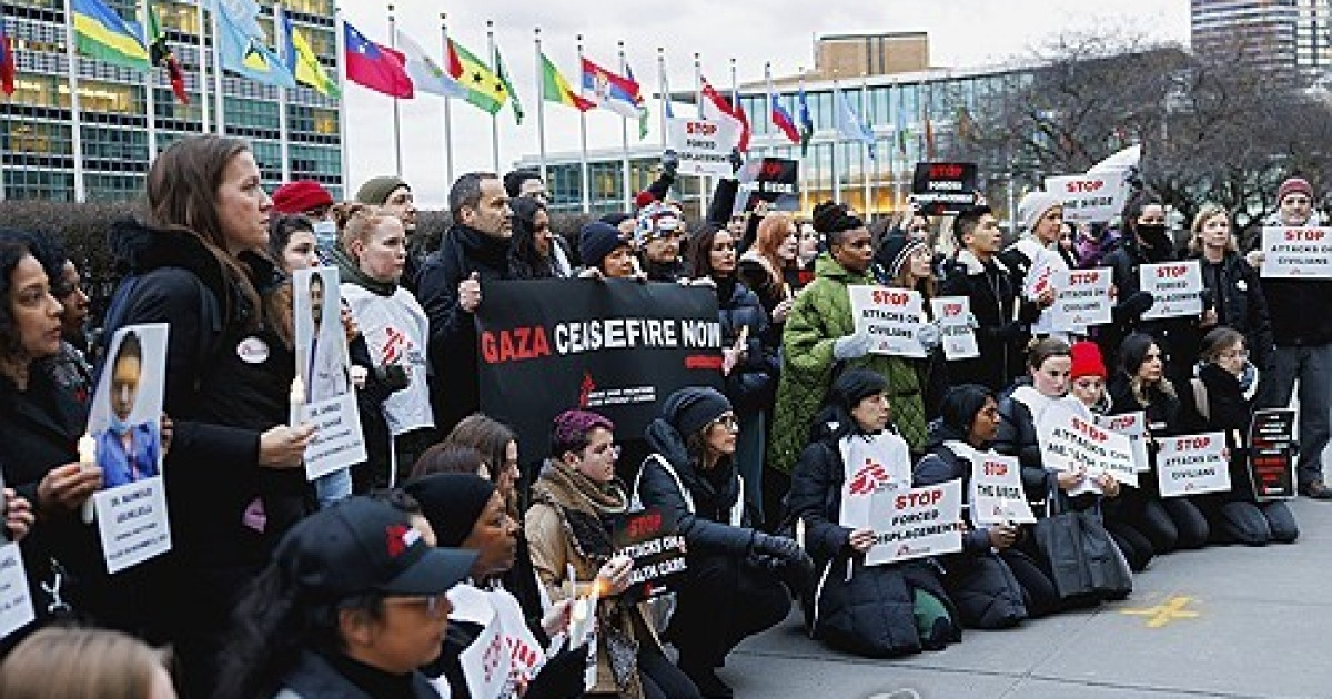 doctors-without-borders-m-decins-sans-fronti-res-msf-gaza-vigil-at-un