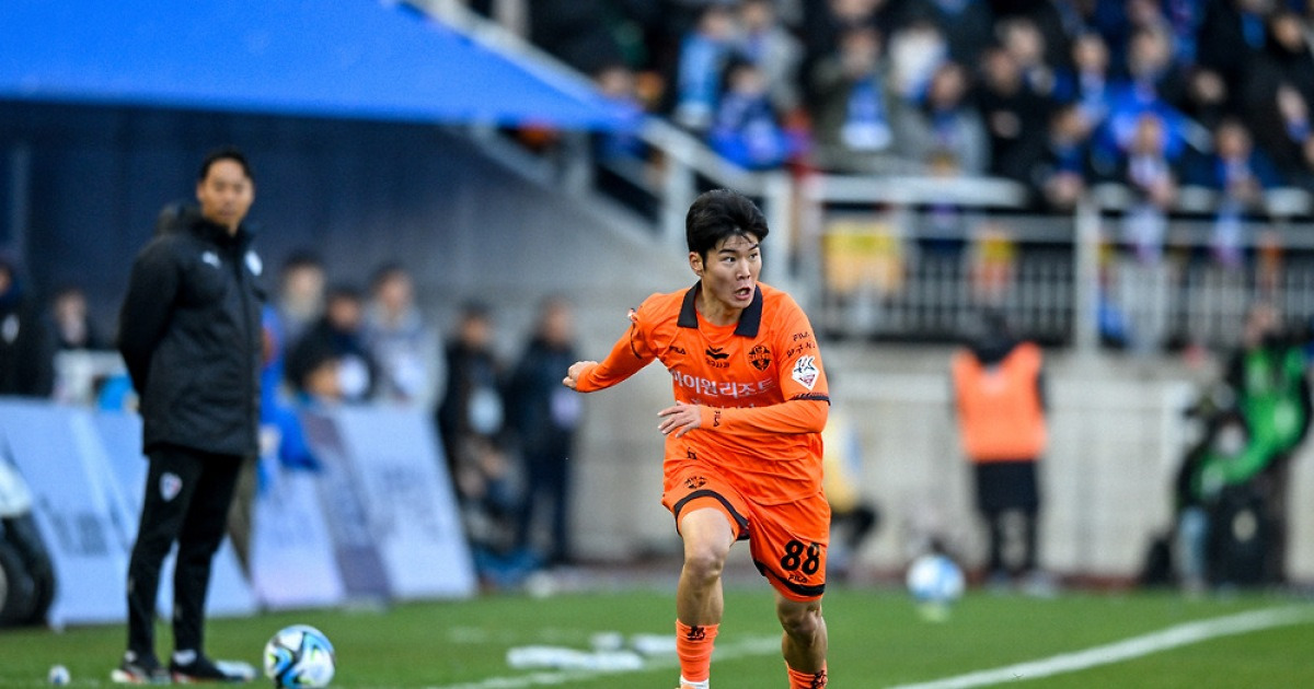 [Goal 인터뷰 ②] 내년에도 강원Fc 유니폼 입는 황문기 