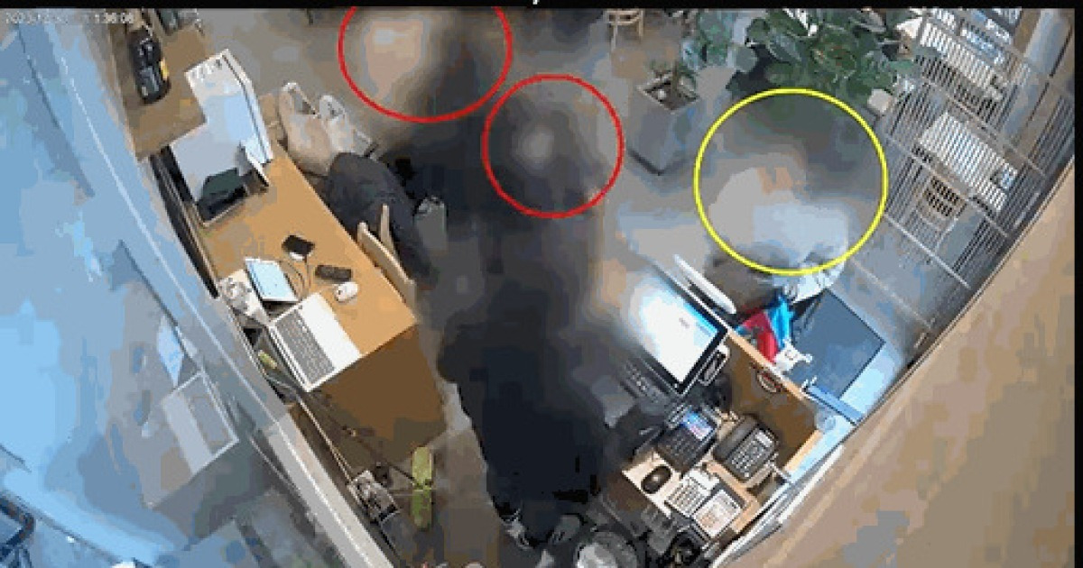 [사반 제보] 계산한 척 다른 손님따라 