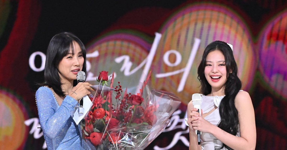 “효리 보러 왔다”…1000명 팬·톱스타 총출동한 ‘레드카펫’ 첫 녹화