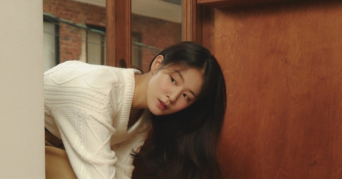 이랜드 폴더, 새해 신발 큐레이션 '헬로 2024' 캠페인