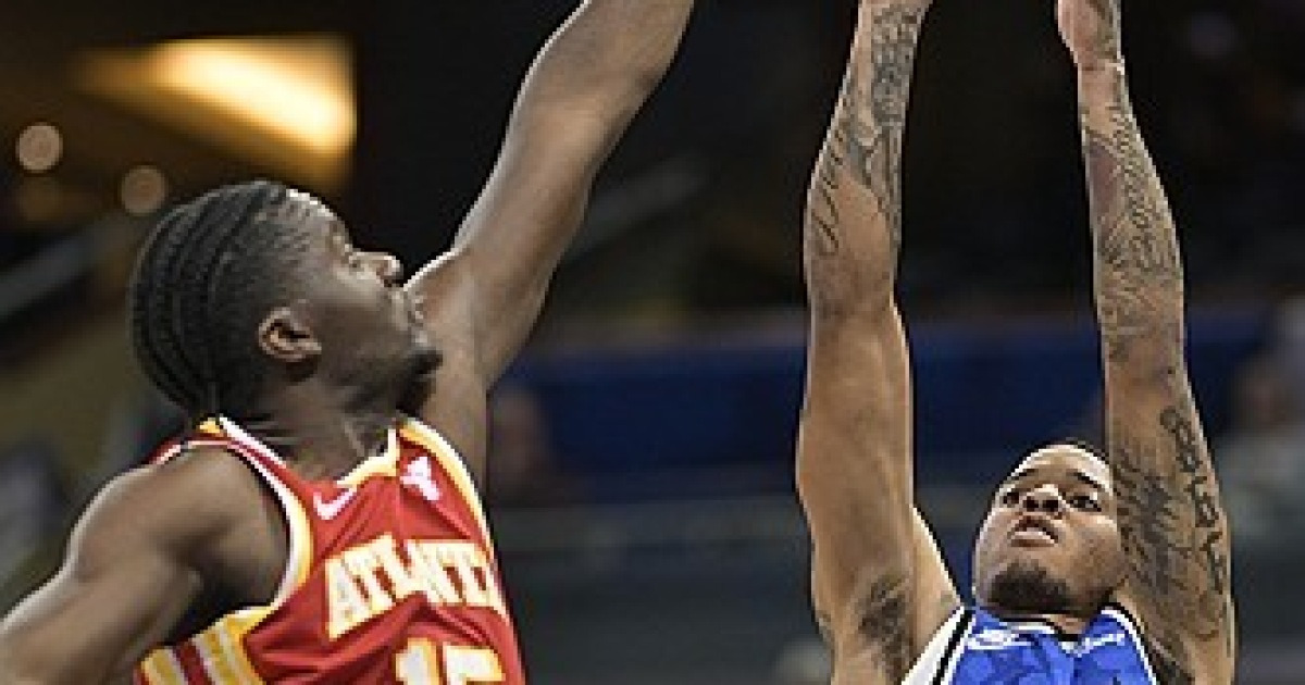 Hawks Magic Basketball