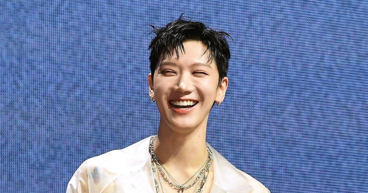 NCT 텐, 8년만에 올라운더 솔로 데뷔...행복한 미소[TEN포토+]