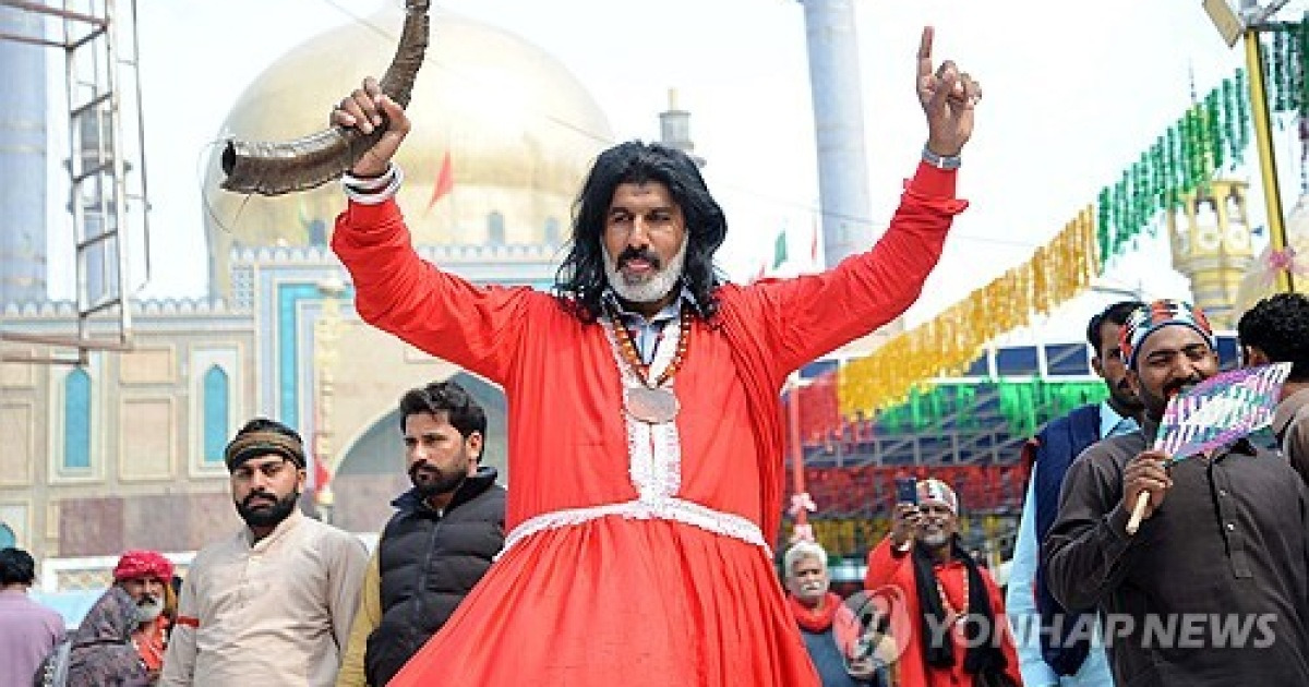 PAKISTAN MUSLIM FESTIVAL