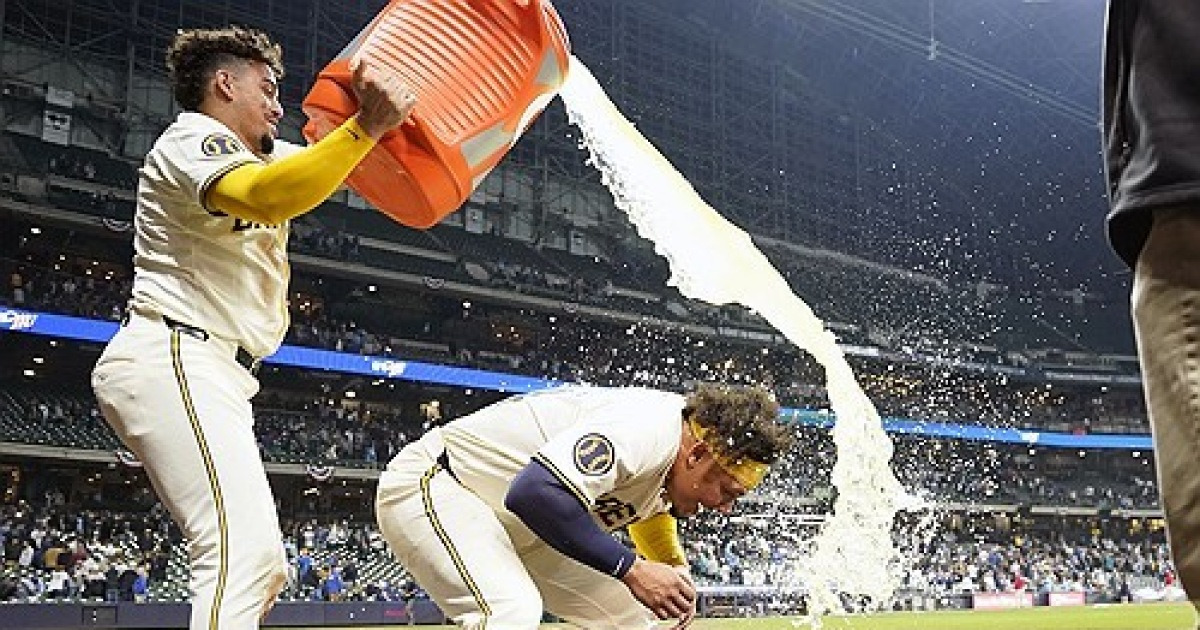 Mariners Brewers Baseball