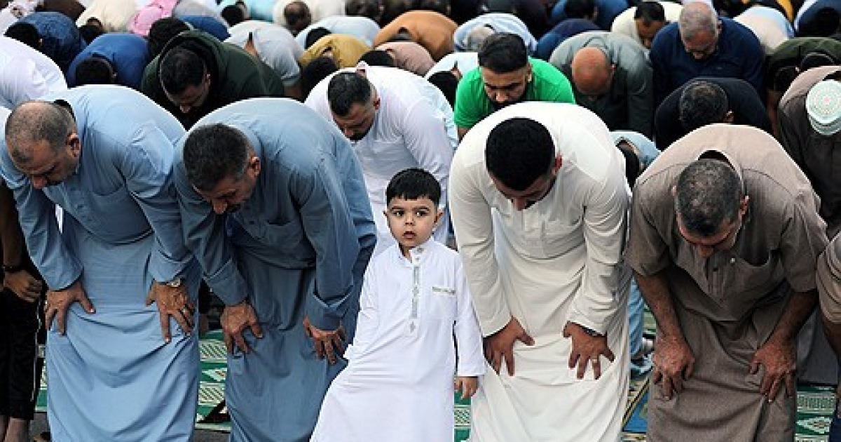 IRAQ BELIEF ISLAM EID AL-FITR