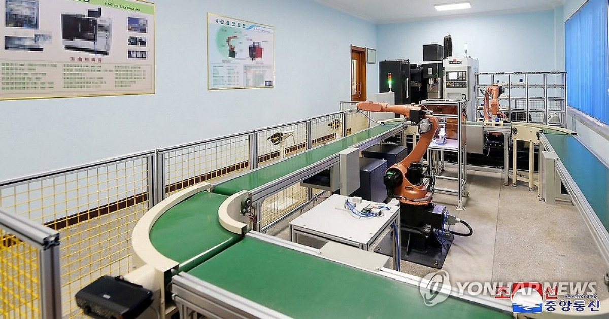 북한, 김책공대에 첨단 종합실험교육관 개관
