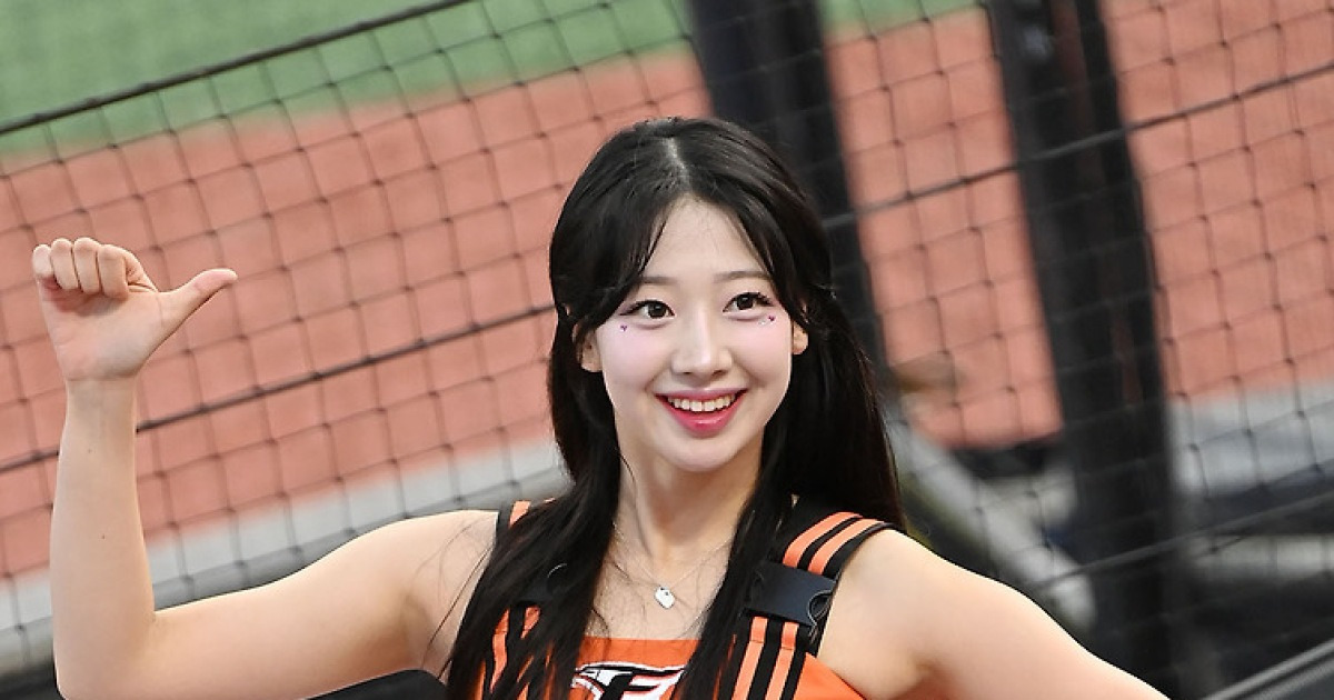 우수한 치어리더 '상큼 미소'[엑's HD포토]