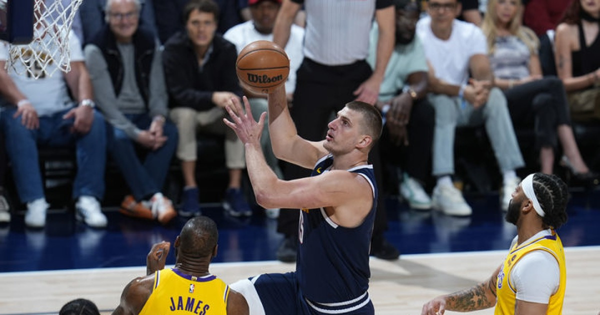 NBA 덴버, LA레이커스 누르고 4강 PO 진출