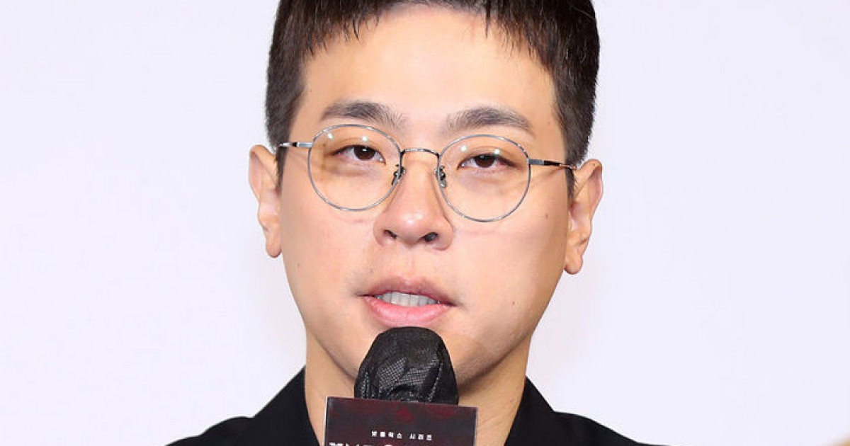 인사말 하는 박정민