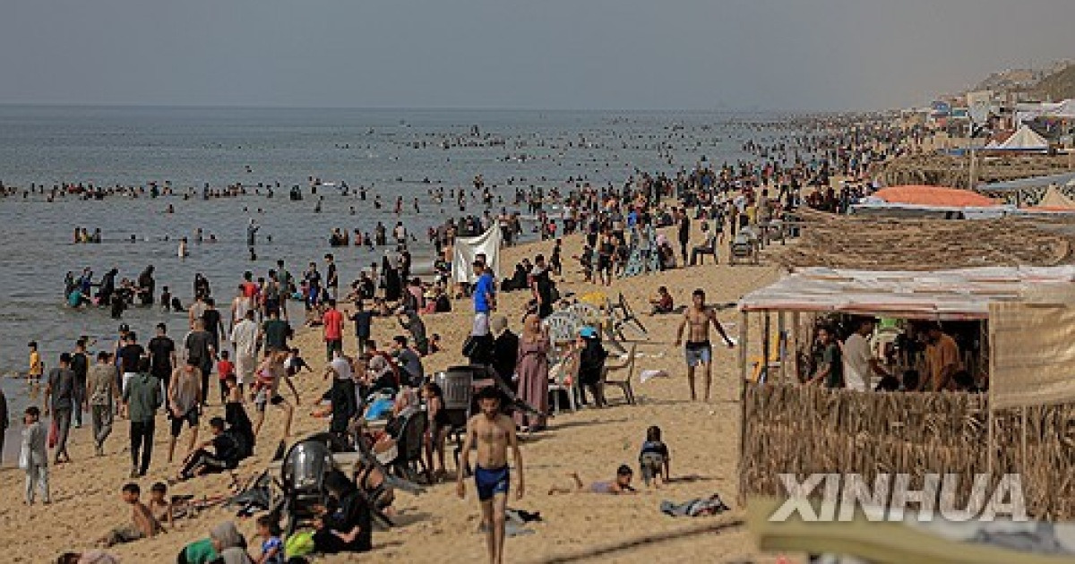 MIDEAST-GAZA-HOT WEATHER