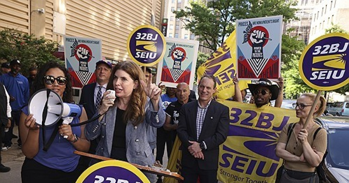32bj-seiu-and-power-to-the-patients-rally-for-more-affordable-and