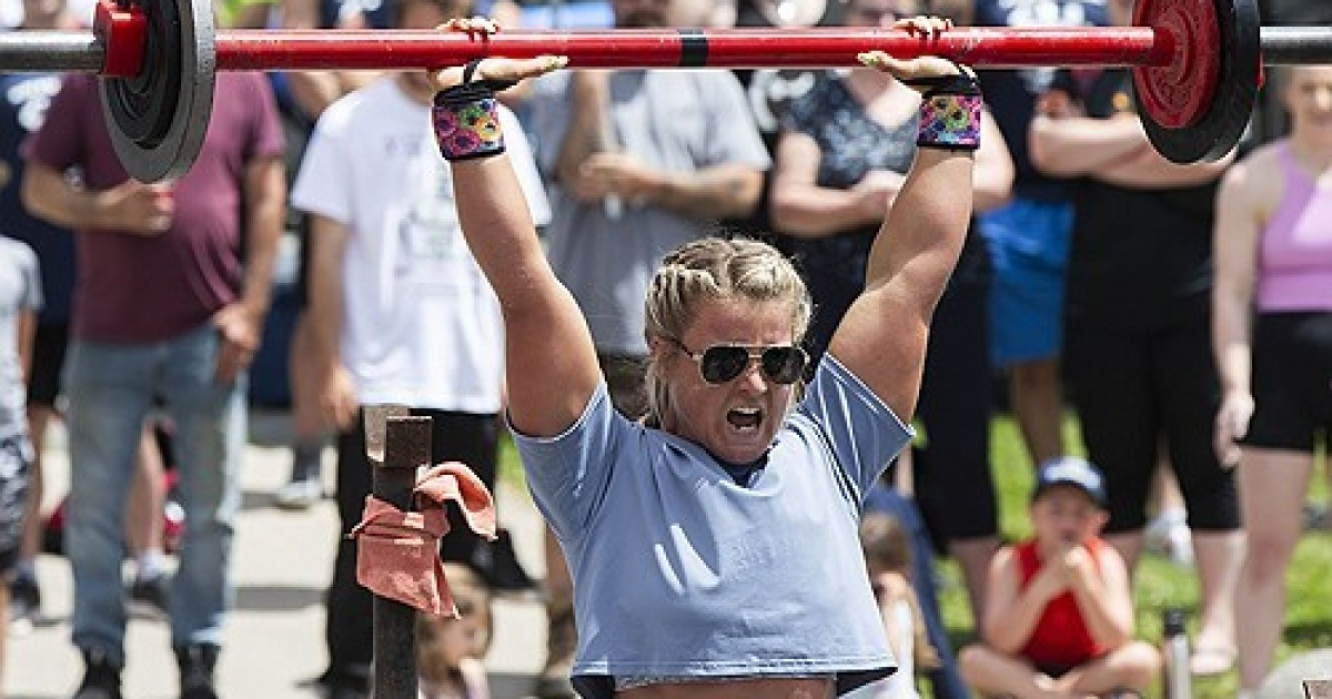 (SP)CANADA-DUNNVILLE-STRONGMAN AND STRONGWOMAN COMPETITION