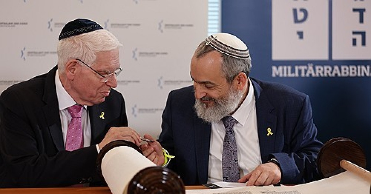 GERMANY DEFENSE RABBINATE