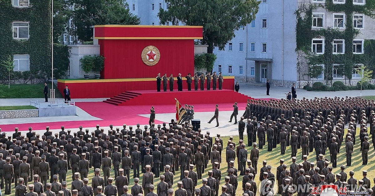 김정은, 오진우명칭 포병종합군관학교 시찰