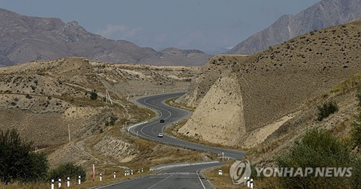 kyrgyzstan-construction-new-road