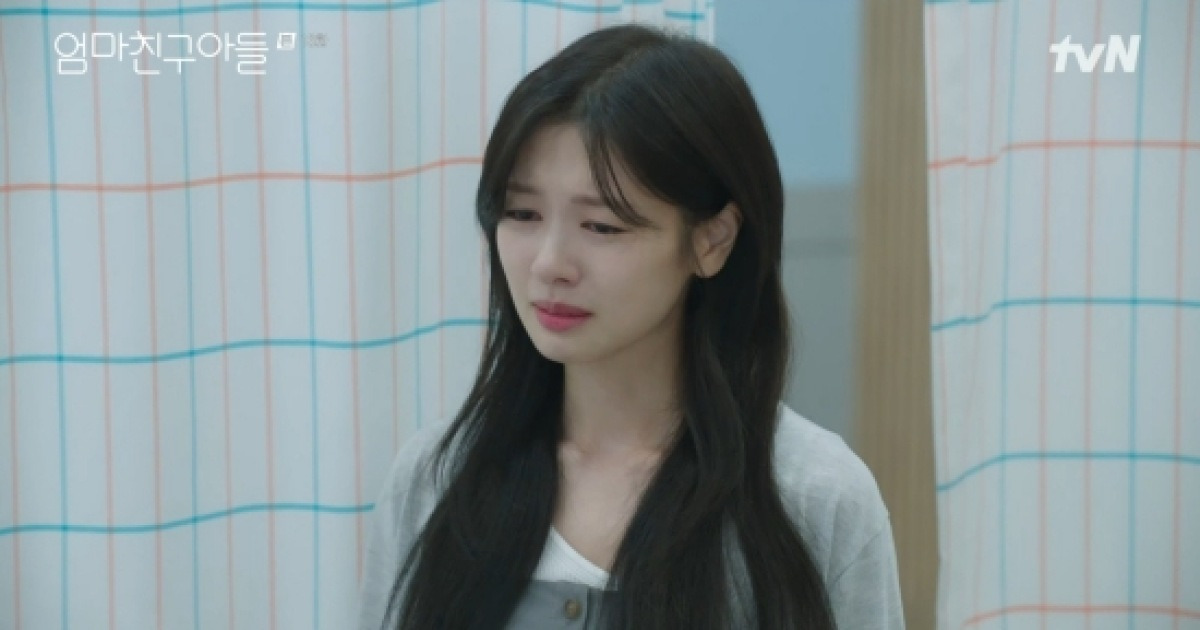 "사랑해"…'엄친아' 정해인♥정소민, 첫 하룻밤→눈물 화해로 '현실 커플 케미' [전일야화]