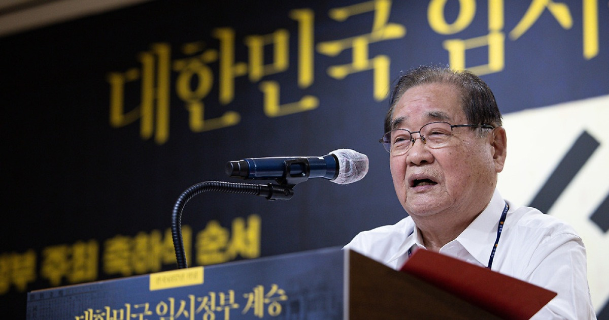 이종찬 회장 '건국기원절 축하식 참석'