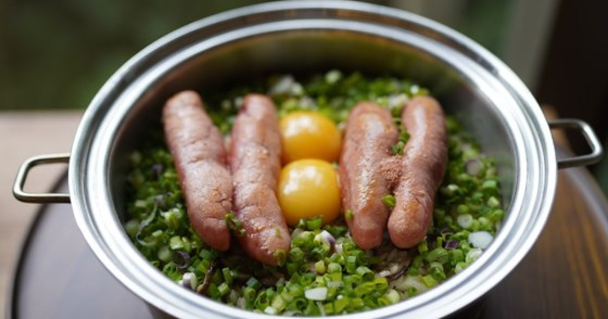 Recipe: Hong Yeo-rim's pollack roe pot rice makes midweek cooking easy