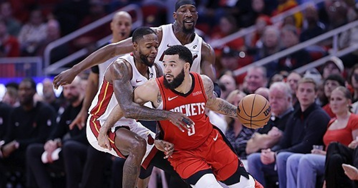 Heat Rockets Basketball