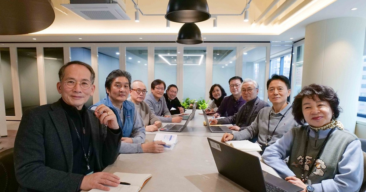 Ptkorea Leads Active Senior Era With Synerz Internship Project