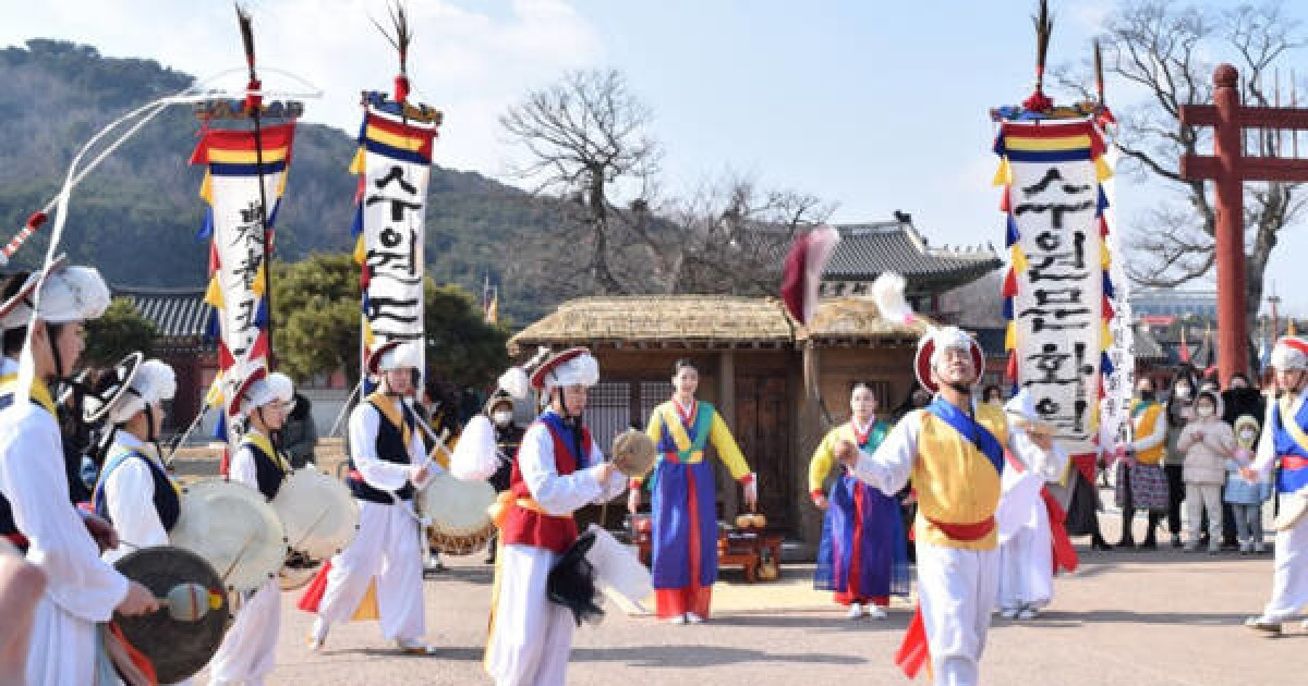 “부럼 깨고 소원빌어요” 정월대보름, 경기도 곳곳서 즐기자