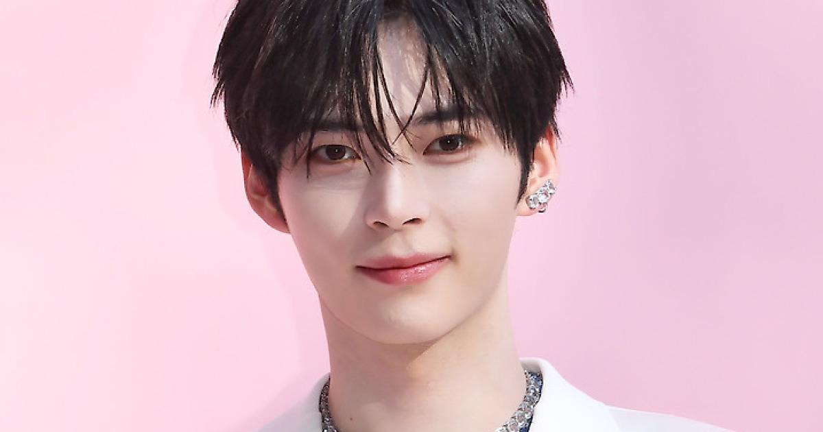 ZB1 성한빈, 표정 자체가 화보컷 [포토엔HD]