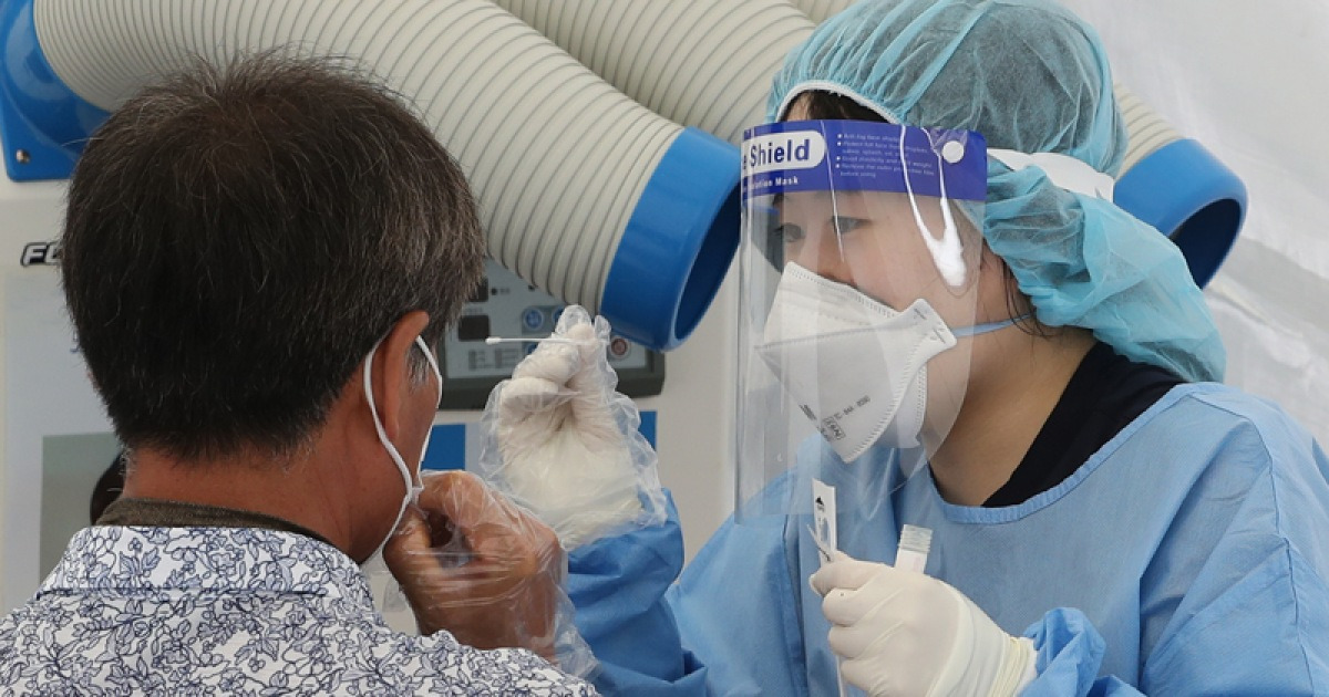鼻を刺す、19-患者の唾液によるコロナのフィールド診断などの複雑なプロセスの省略