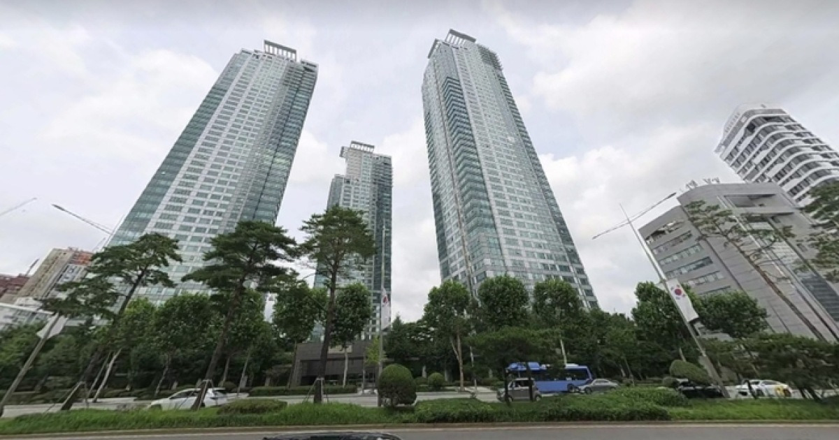 “13,000,000,000원, 0이 몇개야”…역대 최고 낙찰가 찍은 강남 아파트, 어디?