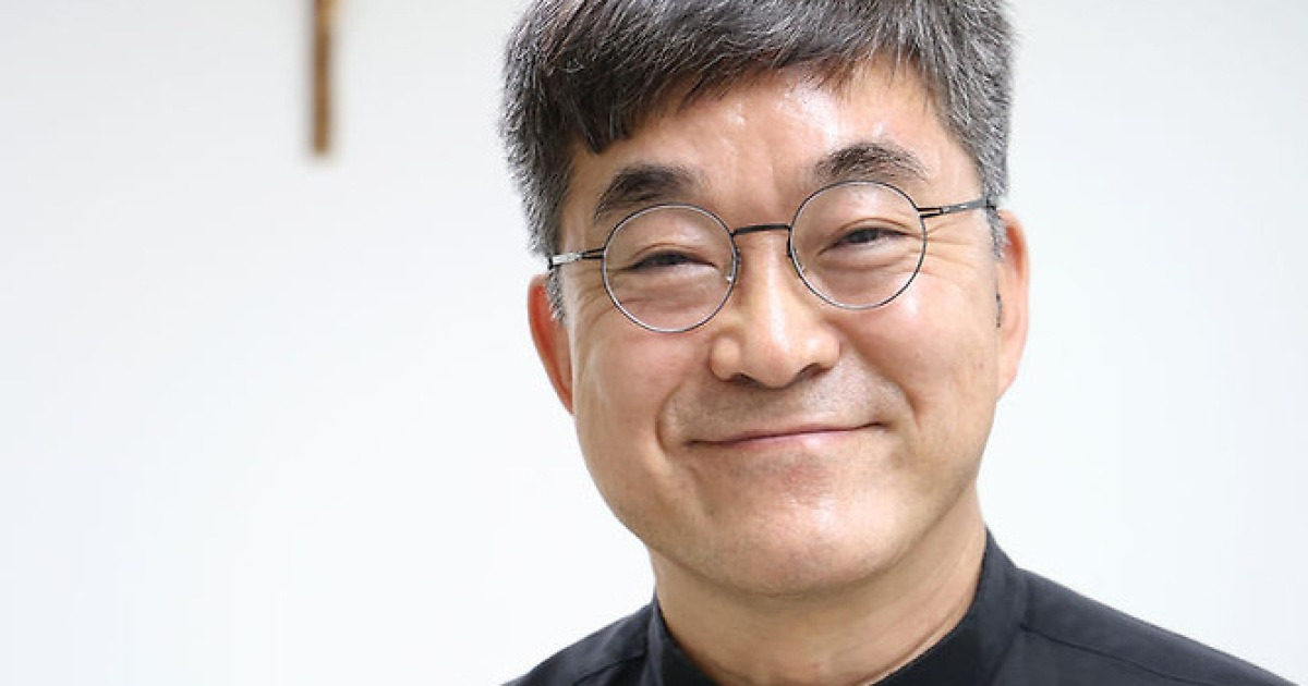 亞최초 농인 사제 박민서 신부 