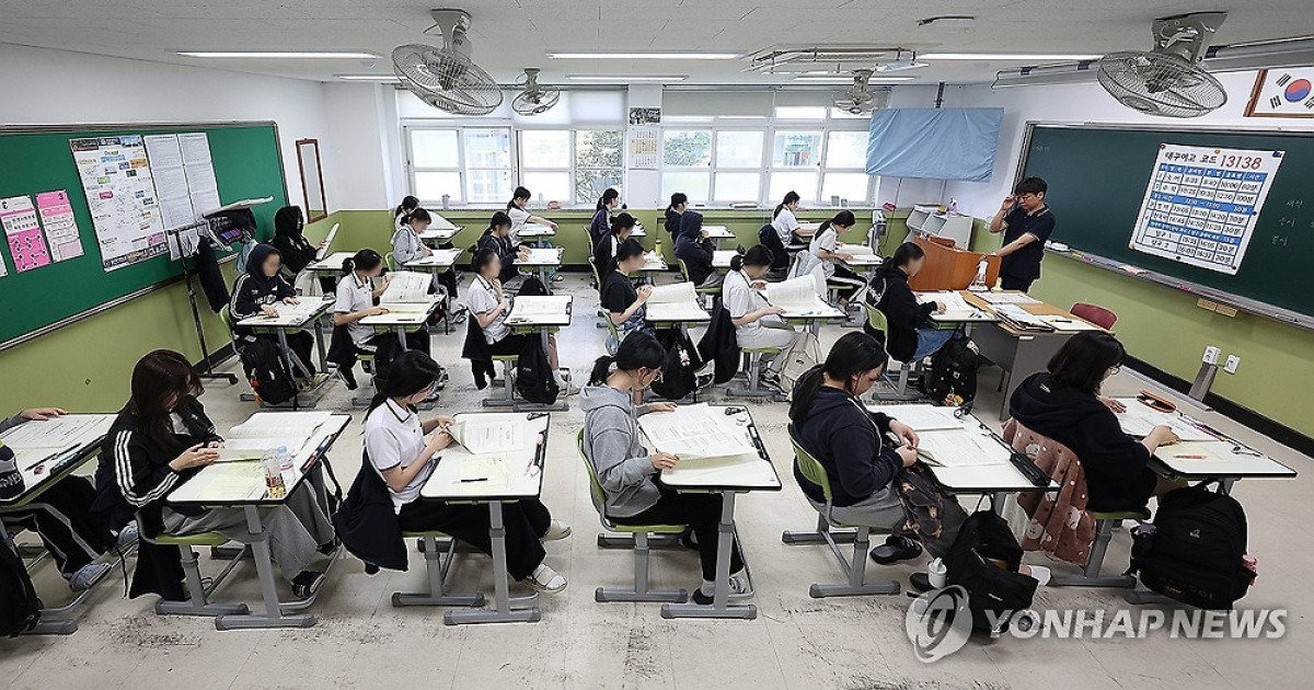 今年から、高校の最初の人生のインプットはなくなりました。修正