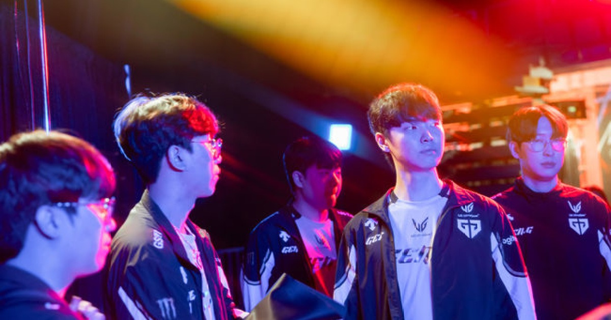 젠지 G2 MSI 경기장