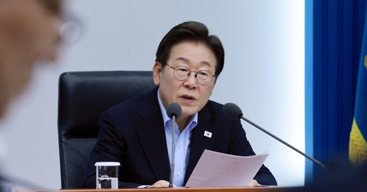 [속보]"이재명 대통령, 노동시장 양극화 지적…입법적 노력 함께 이뤄져야"