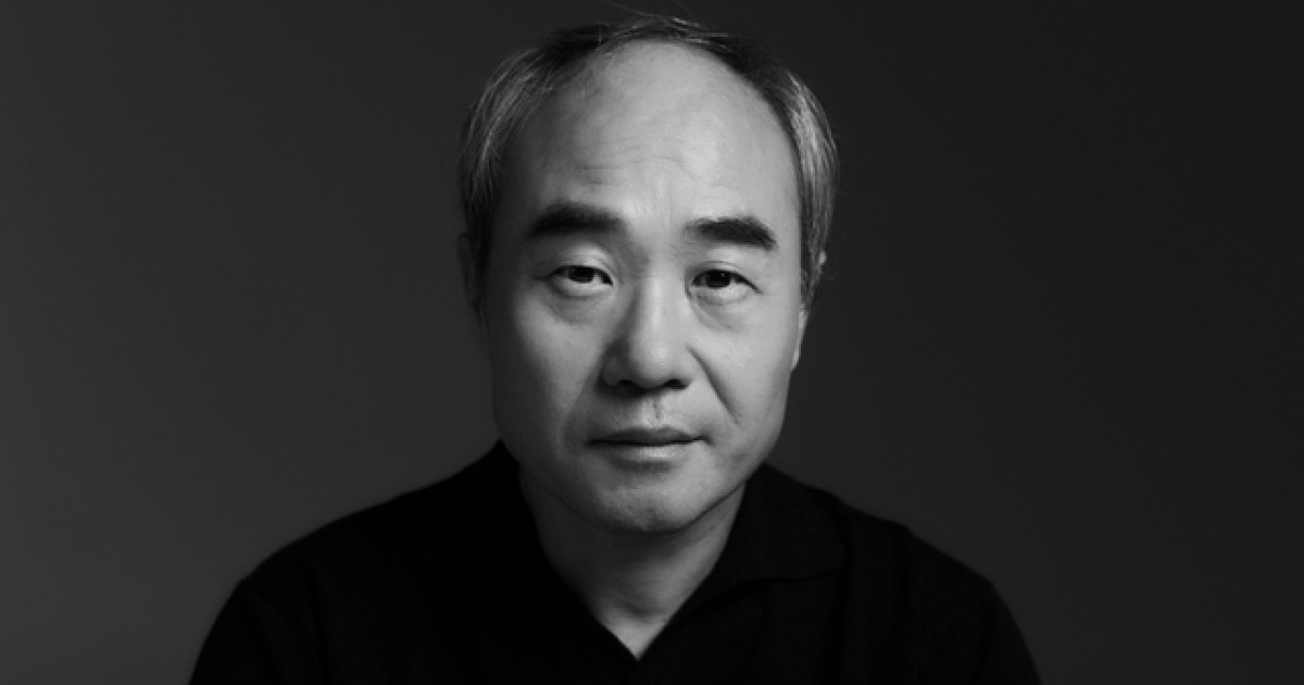배우 강신일 음악 활동과 배우 생활 관련 인물 사진