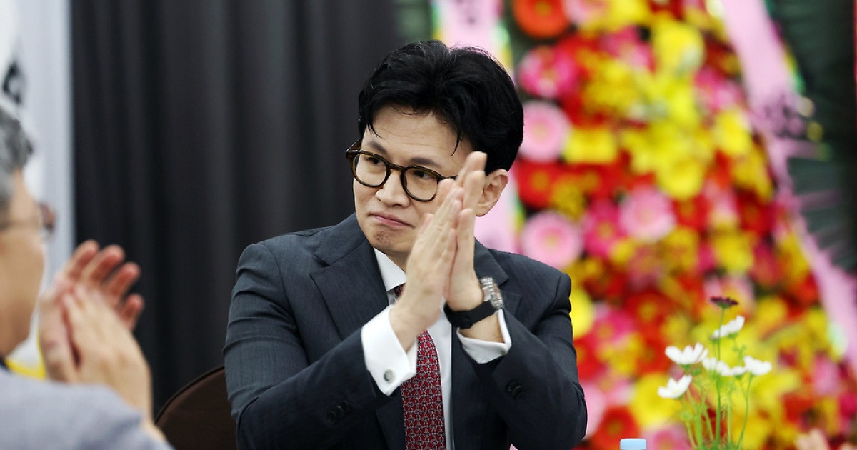 Han Dong -Hoon、「最悪の人々を避けてください」